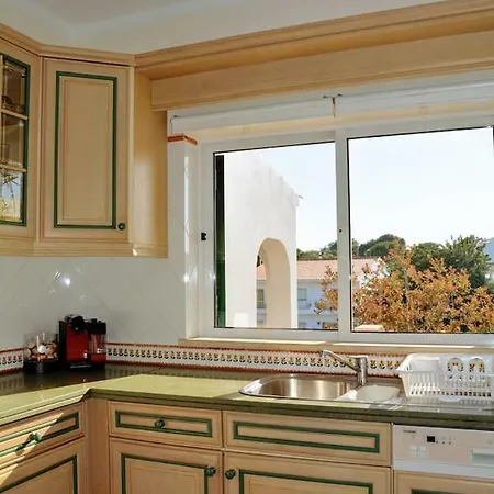 Sunshine Apartment