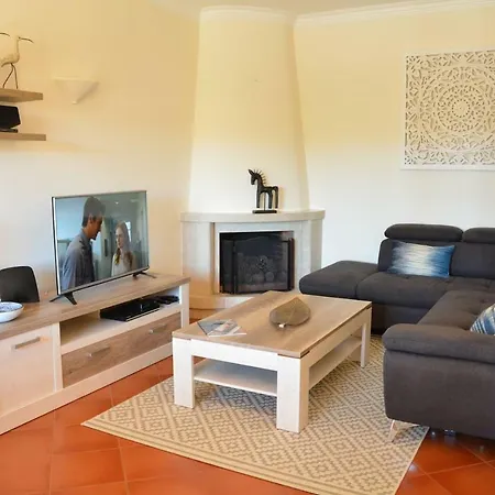 Sunshine Apartment *